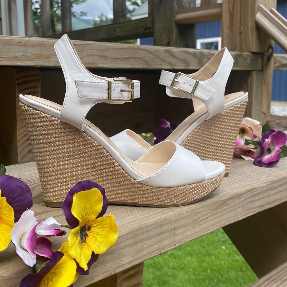 Jessica Simpson White Tan Wedge Sandals